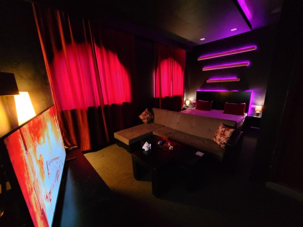 Cinema Plaza Hotel Baku Eksteriør billede
