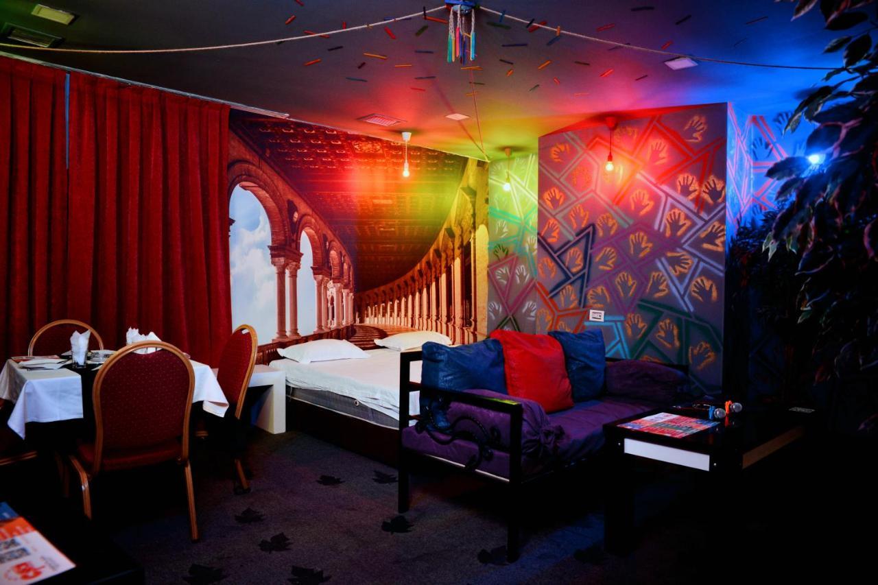 Cinema Plaza Hotel Baku Eksteriør billede