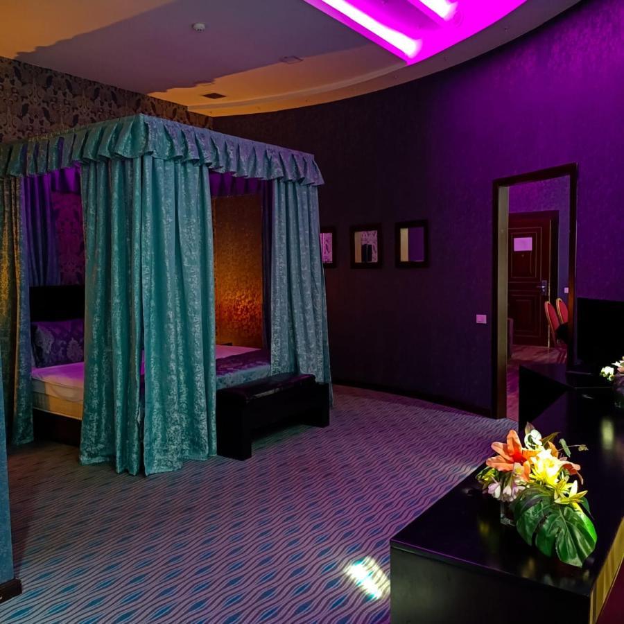 Cinema Plaza Hotel Baku Eksteriør billede