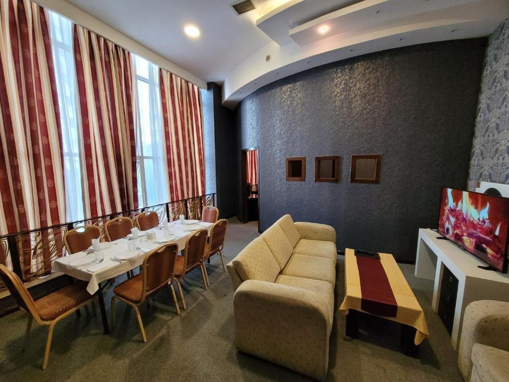 Cinema Plaza Hotel Baku Eksteriør billede