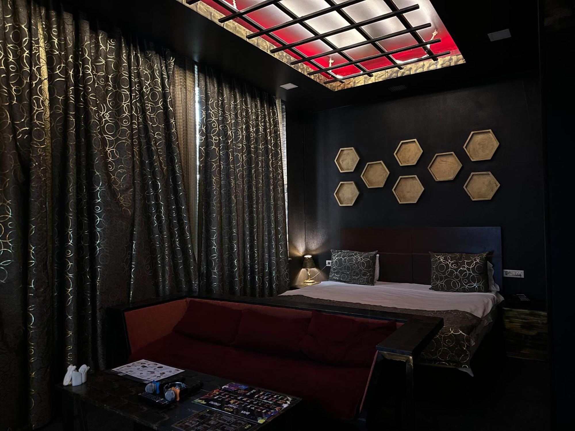 Cinema Plaza Hotel Baku Eksteriør billede
