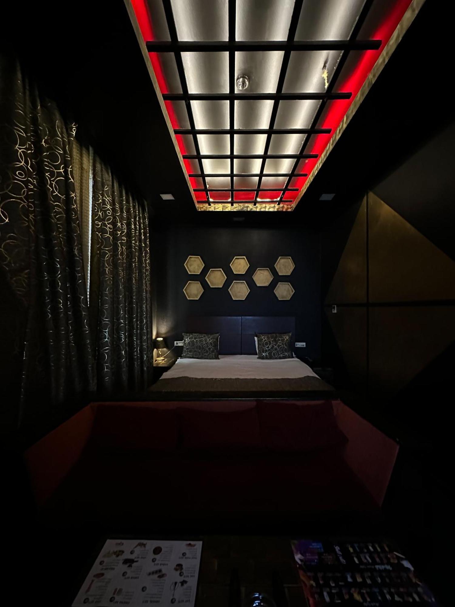 Cinema Plaza Hotel Baku Eksteriør billede