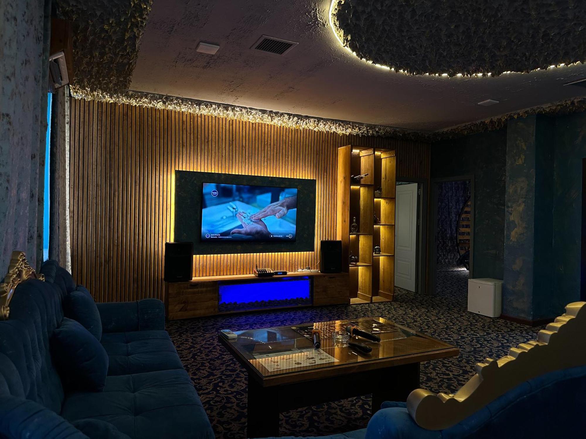 Cinema Plaza Hotel Baku Eksteriør billede
