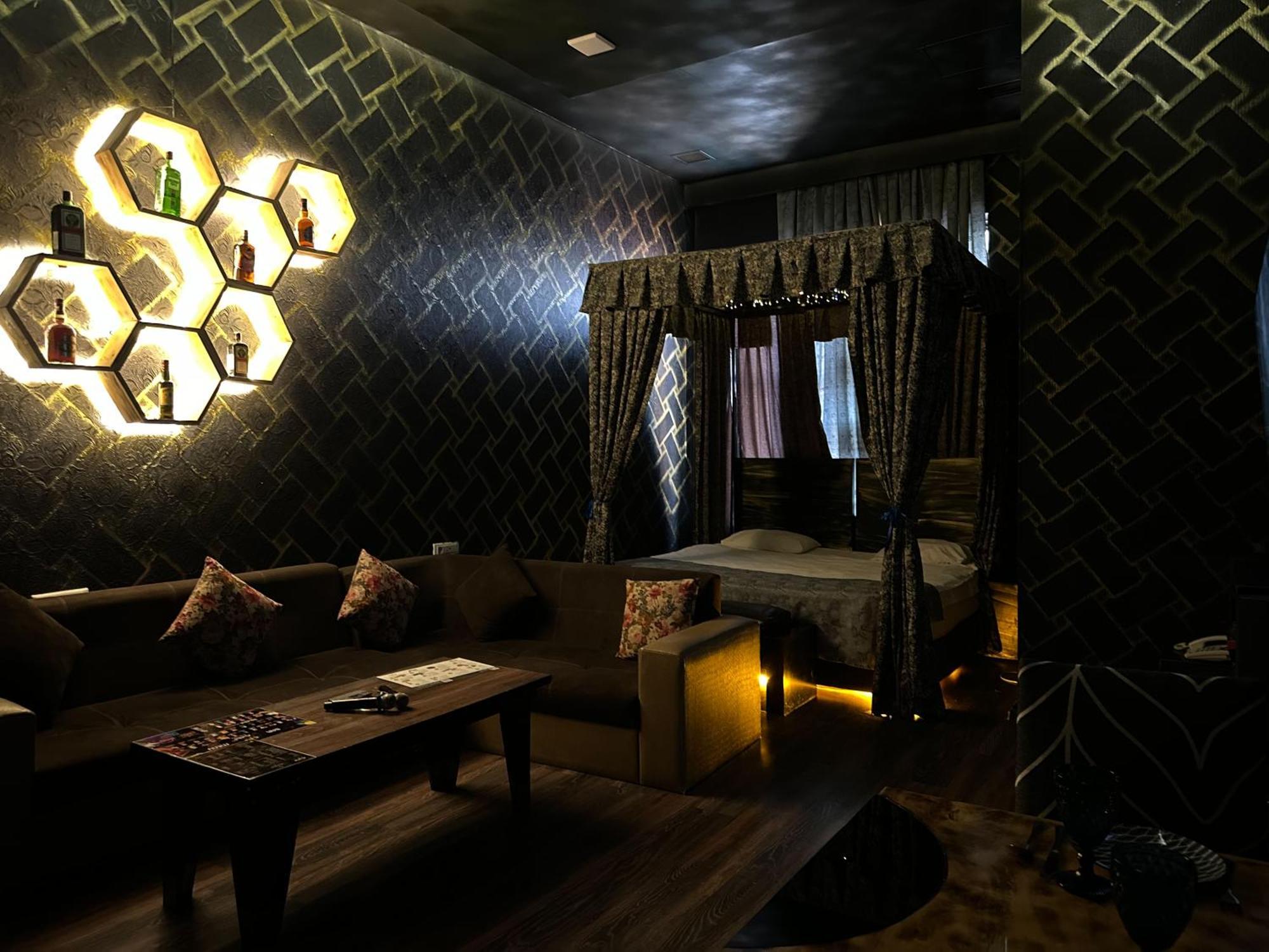Cinema Plaza Hotel Baku Eksteriør billede